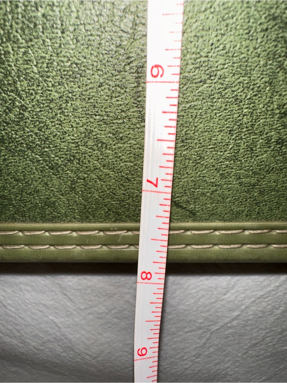 Vintage Green Train Cosmetic Case GUC - Picture 8 of 16